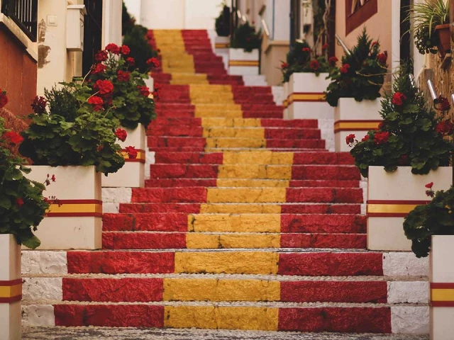 Usługi agencji nieruchomości Lenovaz przy zakupie nieruchomości na Costa Blanca