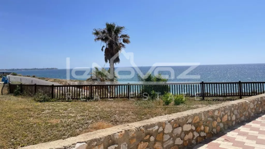 Apartments in Mil Palmeras 70 m², Ref.1014-25