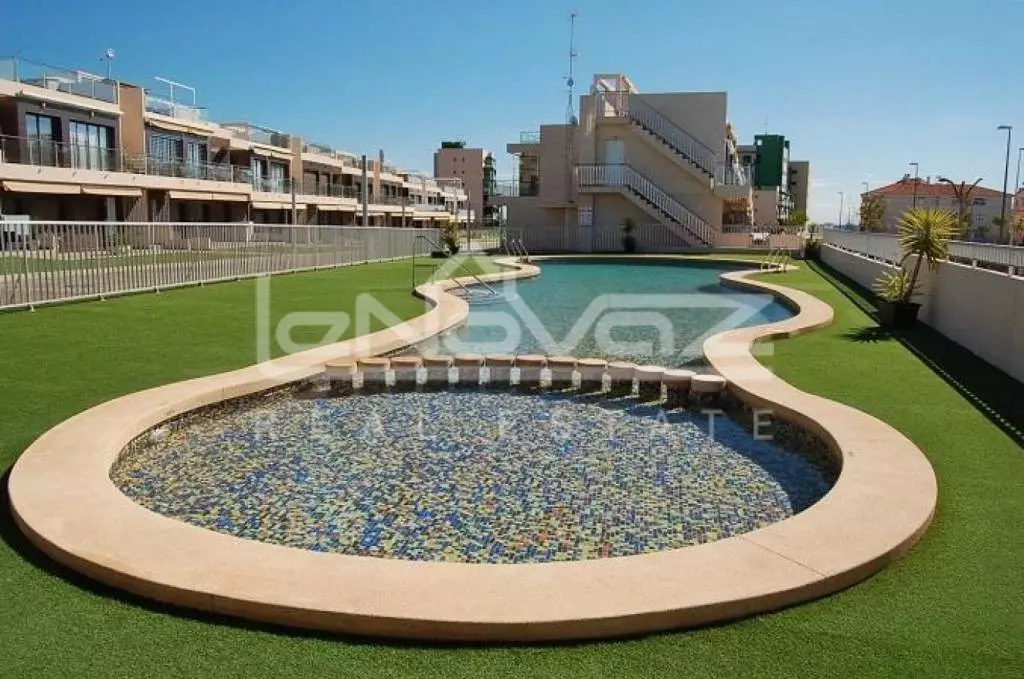 Bungalow in Mil Palmeras, Ref.1031-16