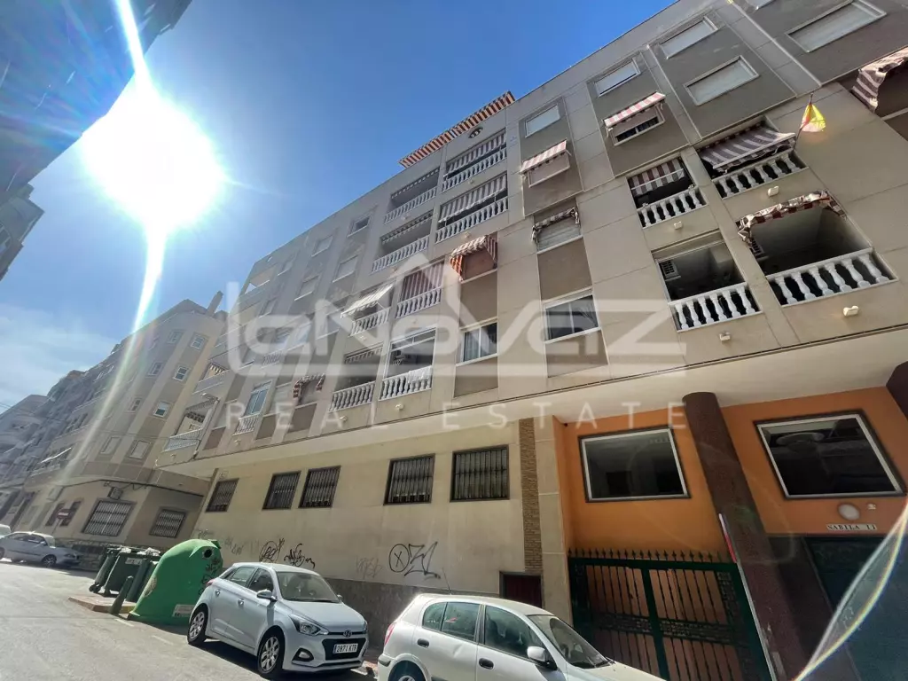 Apartamento en Torrevieja 76 m², Ref.1035-0