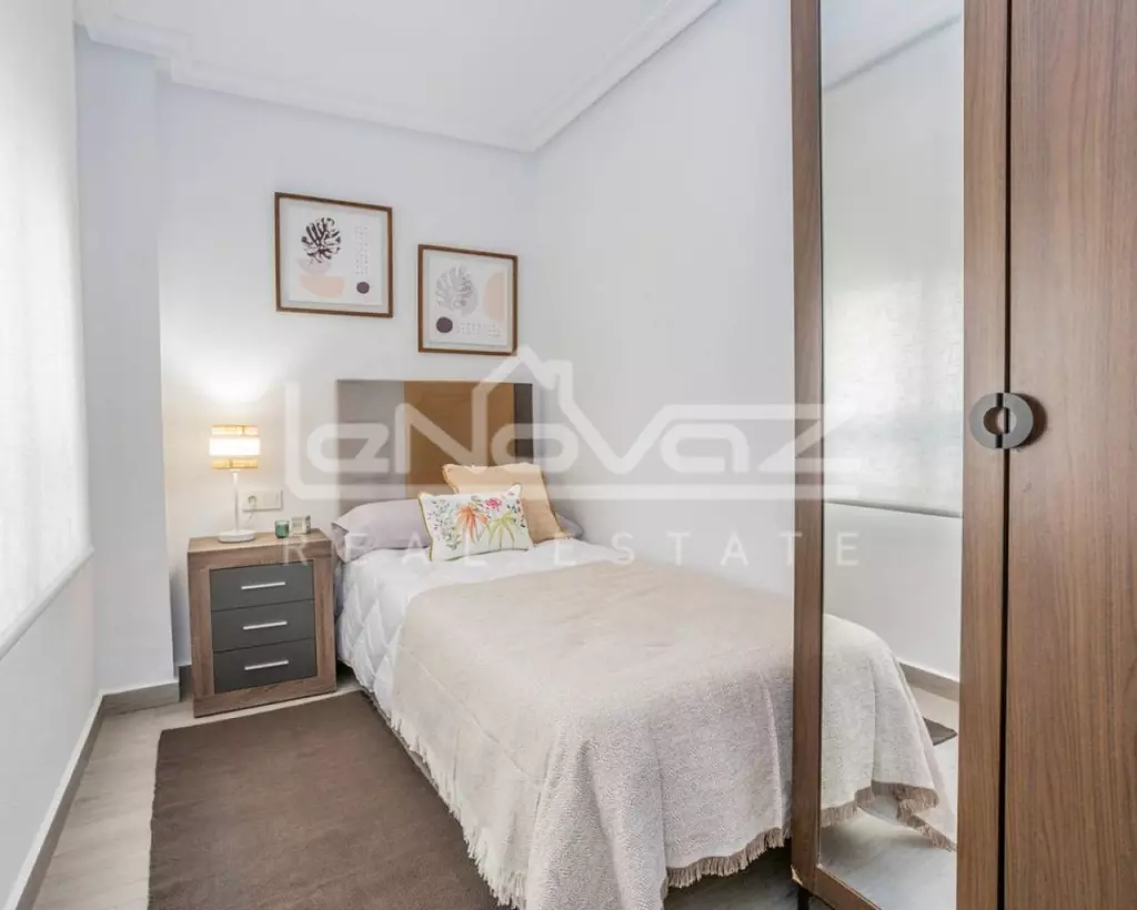 Apartamento en Torrevieja, Ref.1072-17