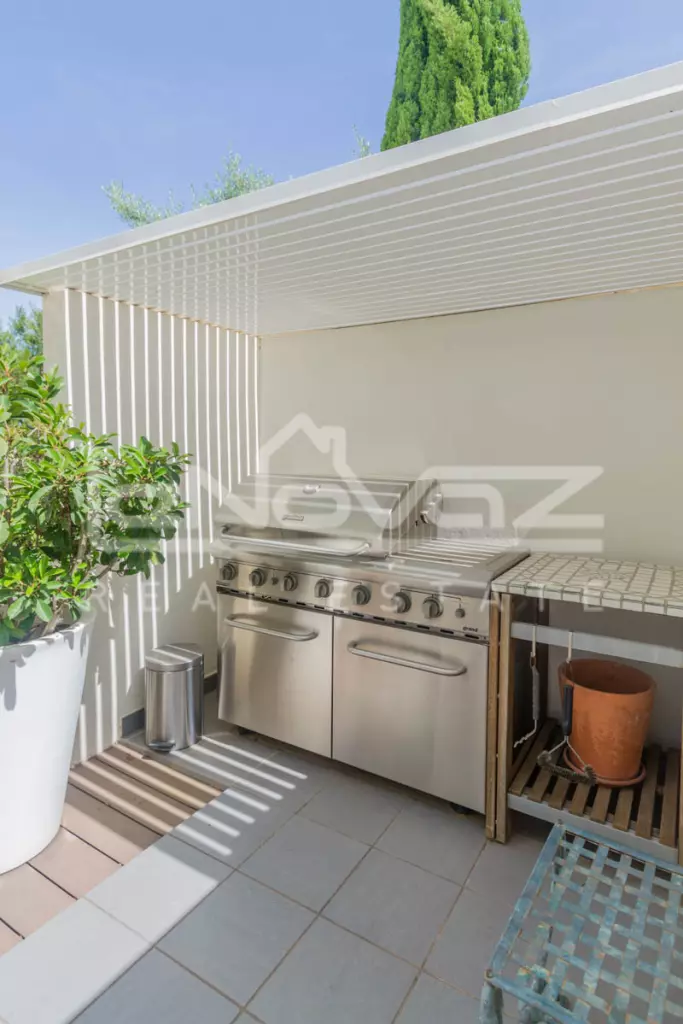 Apartamento en Las Colinas, Ref.1082-0