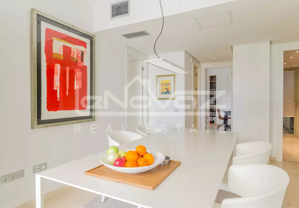 Apartamento en Las Colinas, Ref.1082-2