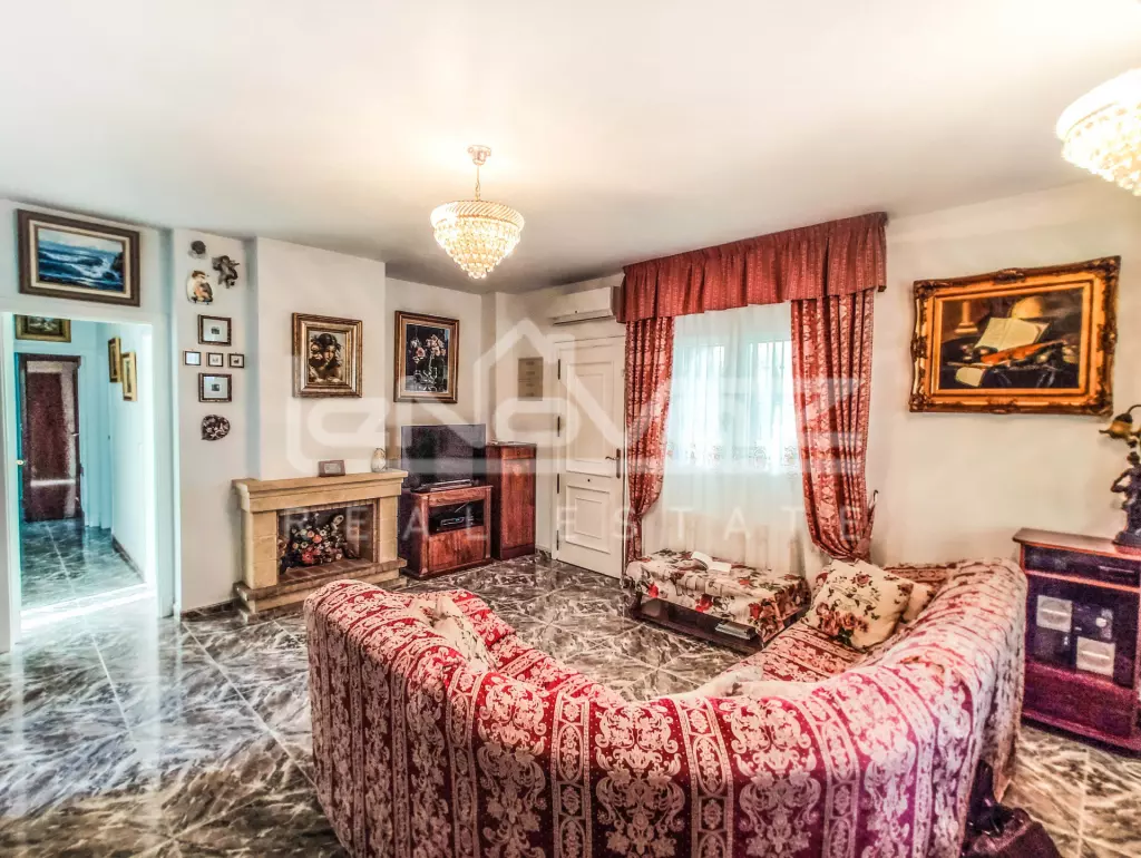 Villa en La Zenia, Ref.1090-1