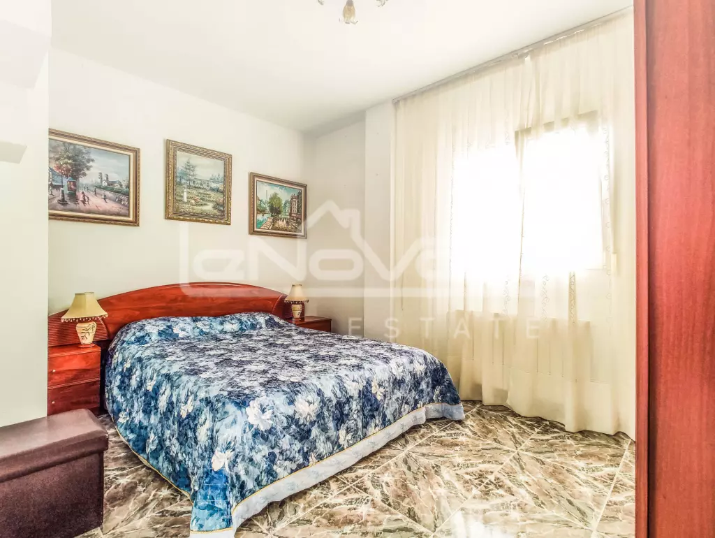 Villa en La Zenia, Ref.1090-13