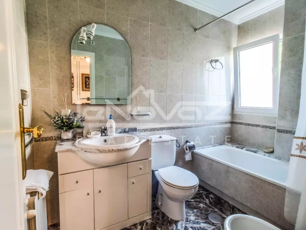 Villa en La Zenia, Ref.1090-18