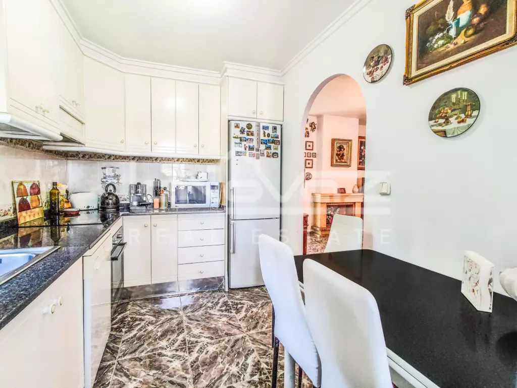 Villa en La Zenia, Ref.1090-6