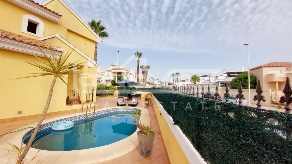 Villa en Los Dolces, Ref.1155-7