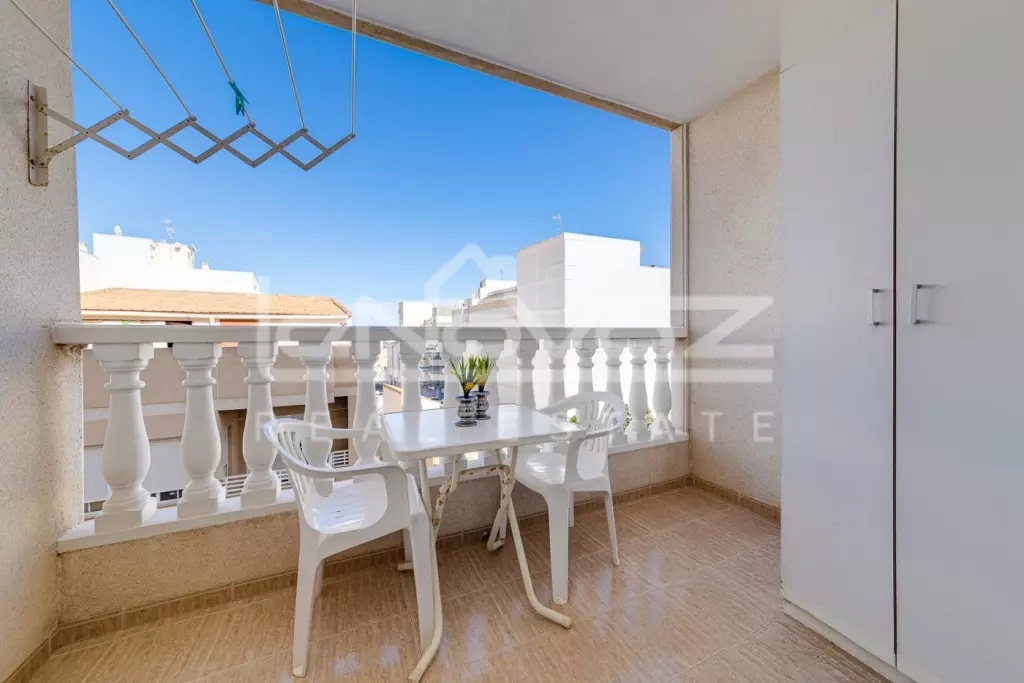 Apartamento en Torrevieja 34 m², Ref.1210-8