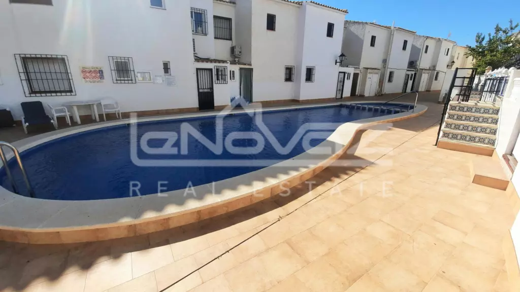 Bungalow en La Zenia, Ref.1240-10