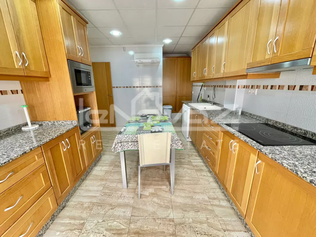 Apartamento en Torrevieja 130 m², Ref.1248-10