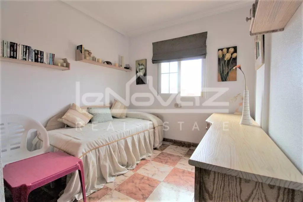 Bungalow en Lomas de Cabo Roig 75 m², Ref.1273-15
