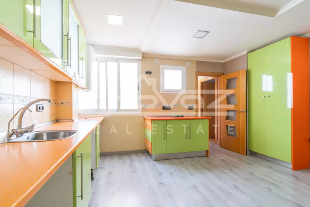 Apartamento en Torrevieja 103 m², Ref.1285-14