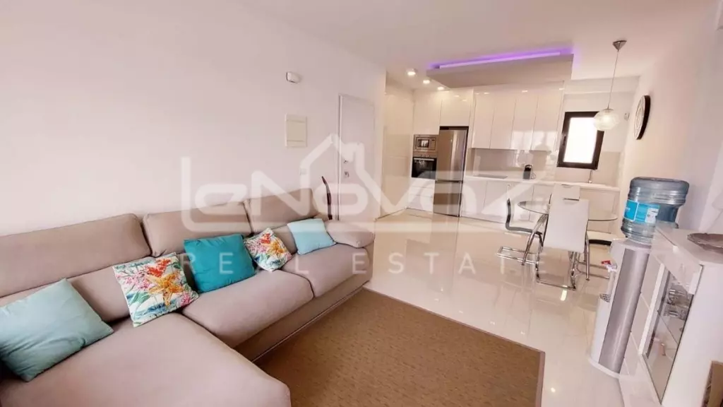 Апартаменти в Mil Palmeras, Ref.1332-2