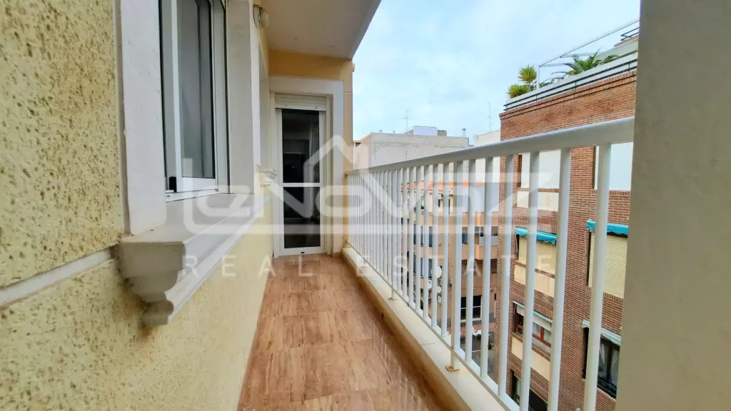Apartamento en Torrevieja 60 m², Ref.1355-15