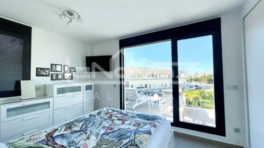 Villa in Punta Prima, Ref.1381-15