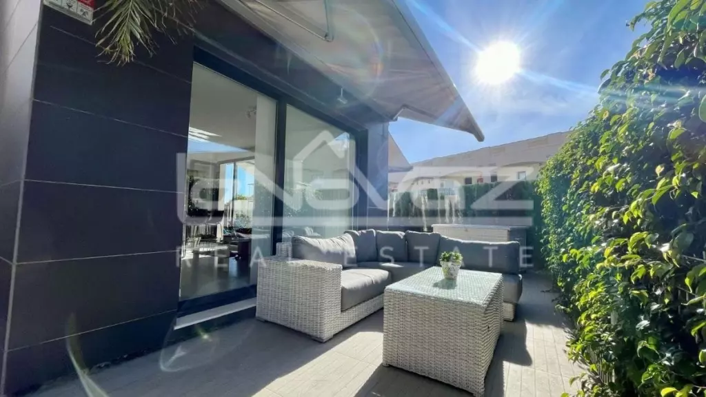 Villa in Punta Prima, Ref.1381-2