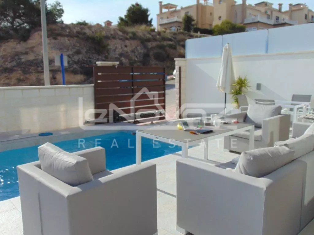 Villa in Villamartin, Ref.1404-3