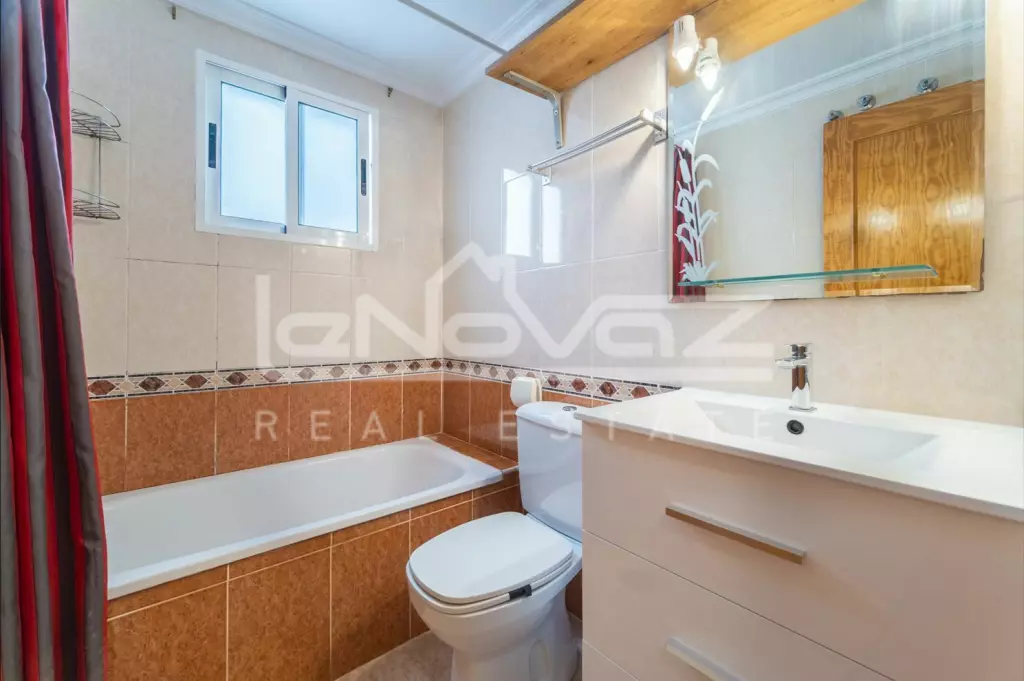 Apartamento en Torrevieja 69 m², Ref.1446-13