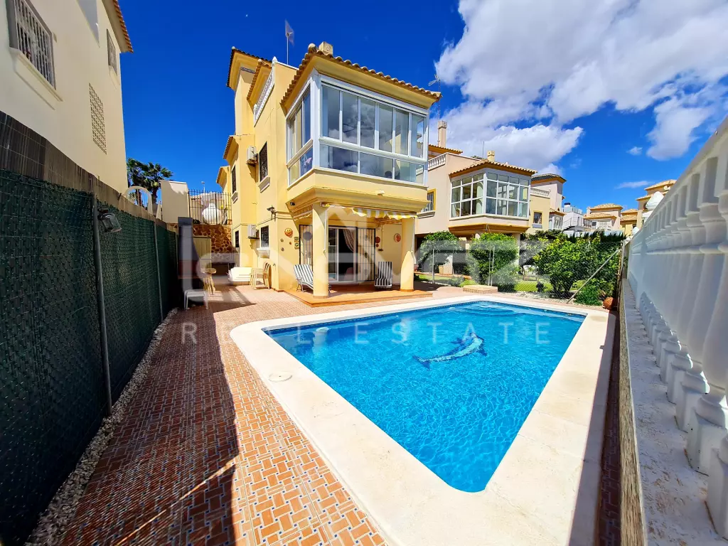 Villa in Los Dolces, Ref.1453-0