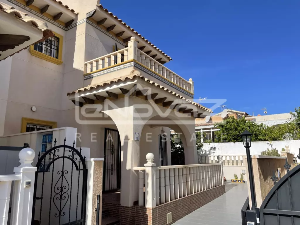 Bungalow en Lomas de Cabo Roig, Ref.1551-1