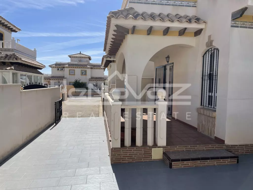 Bungalow en Lomas de Cabo Roig, Ref.1551-4
