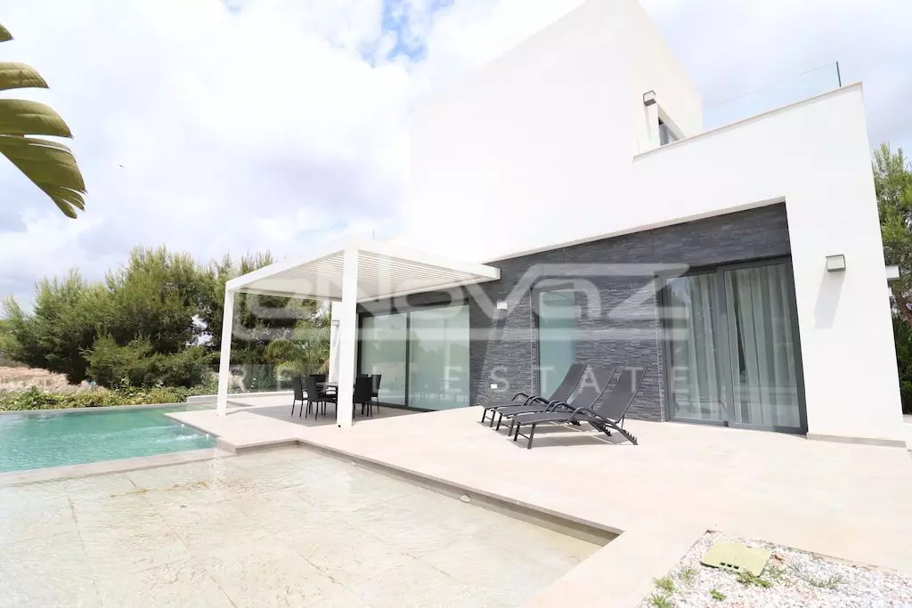 Villa en Las Colinas 120 m², Ref.1553-1