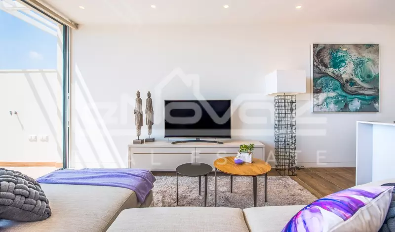 Apartamento en Las Colinas 90 m², Ref.174-7