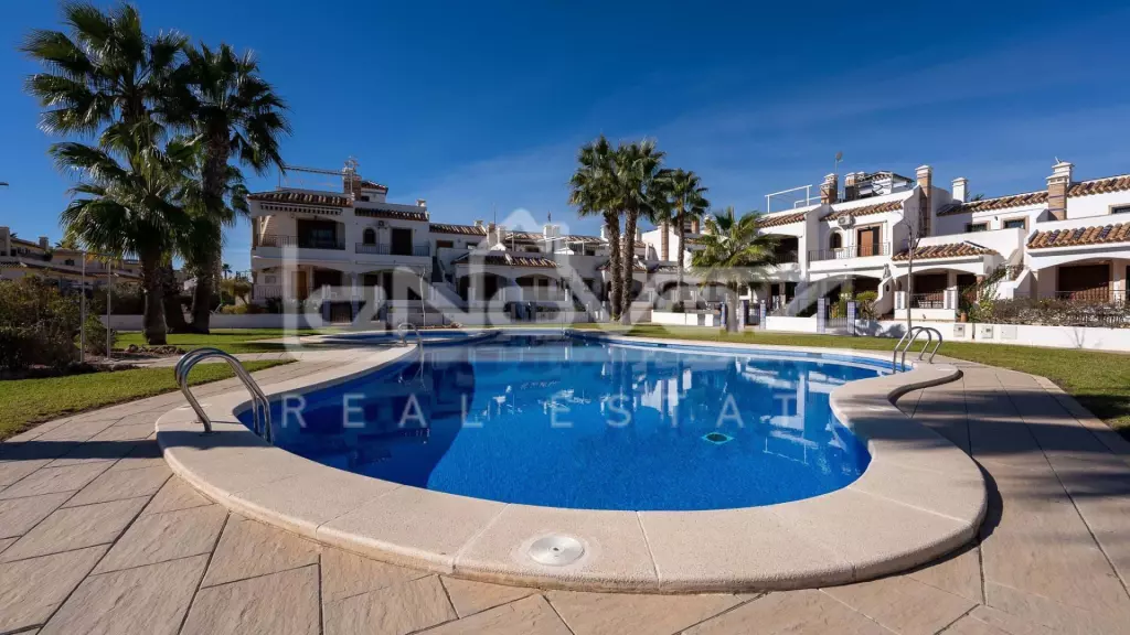 Bungalow en *Villamartin_Orihuela_Costa*, Ref.1856-15