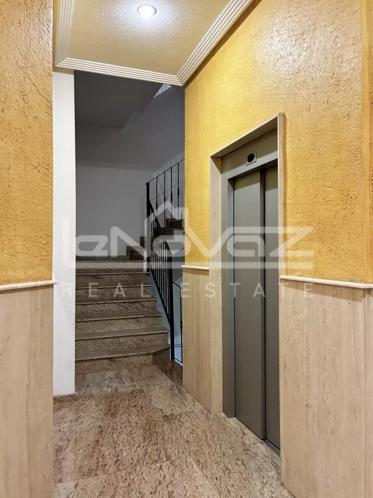 Apartments in Torrevieja, Ref.2066-18