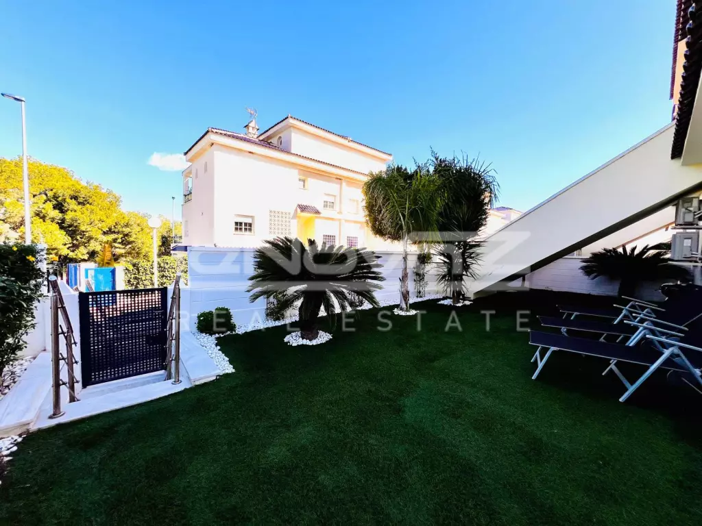 Apartamento en Mil Palmeras, Ref.2096-0