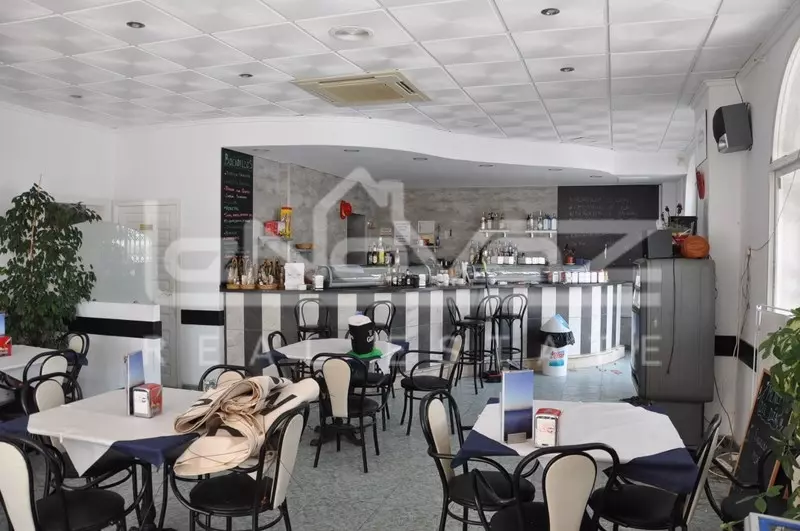 Bienes raíces comerciales en Campoamor 154 m², Ref.218-1