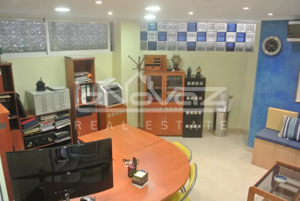 Bienes raíces comerciales en Torrevieja 25 m², Ref.338-4