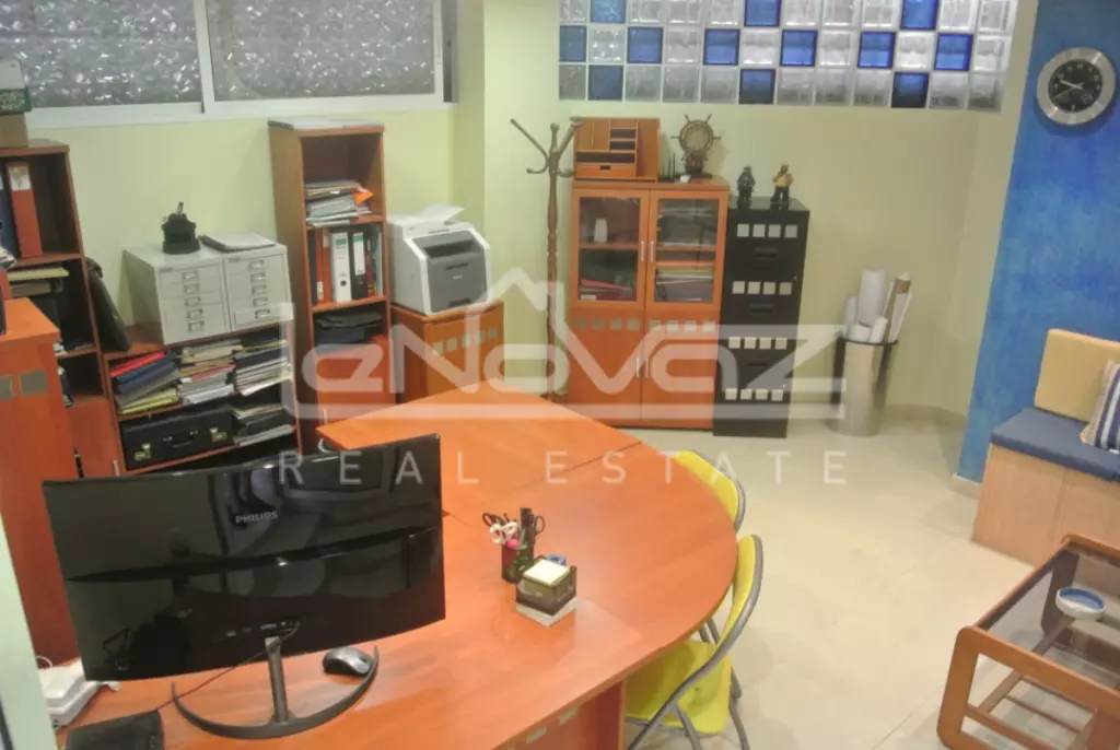 Bienes raíces comerciales en Torrevieja 25 m², Ref.338-5