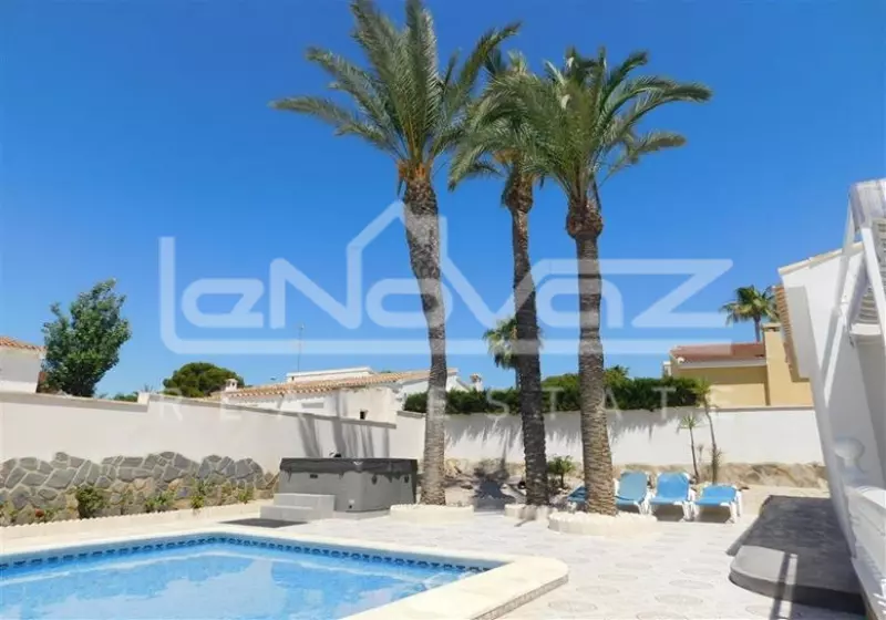 Villa in La Zenia, Ref.513-32