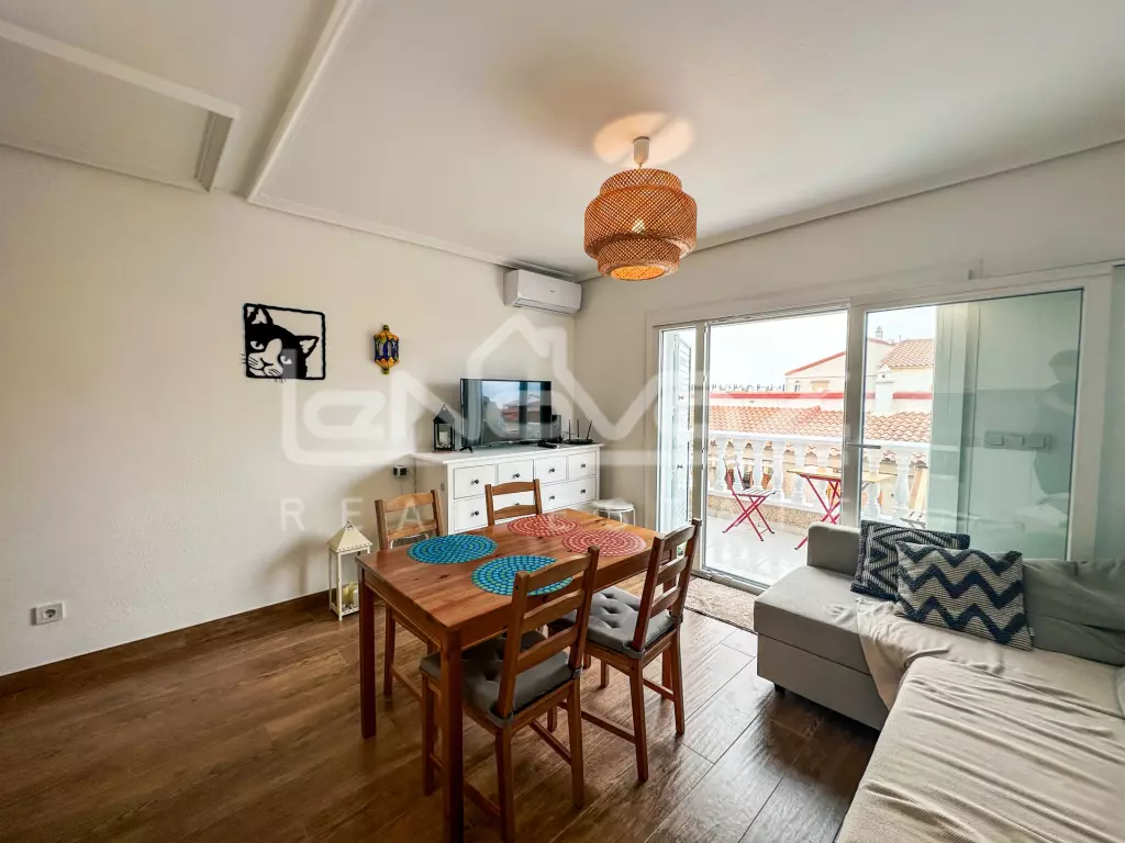 Апартаменти в Mil Palmeras, Ref.547-1