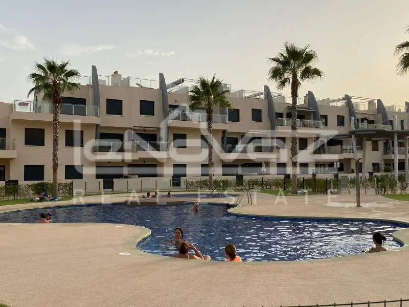 Апартаменти в Mil Palmeras, Ref.648-17