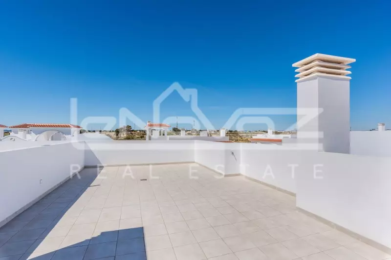 Villa en Doña Pepa 101 m², Ref.735-14