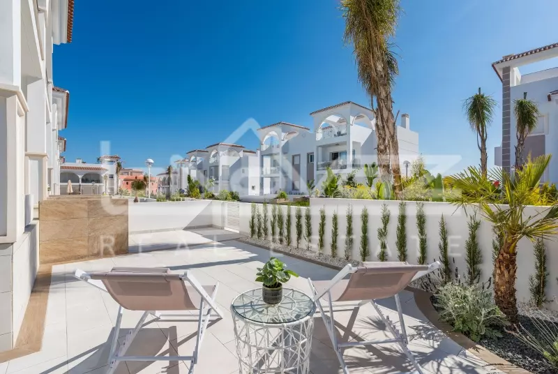 Villa en Doña Pepa 101 m², Ref.735-18