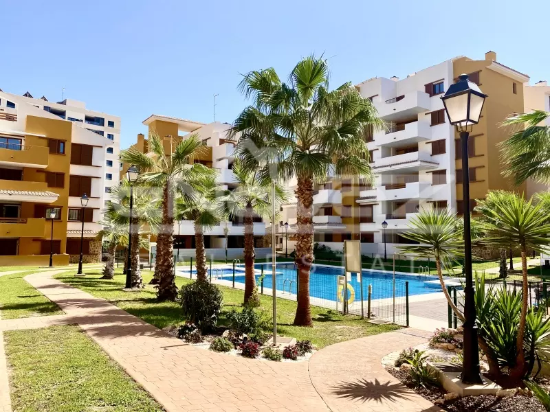 Апартаменти в Punta Prima 98 м², Ref.750-11