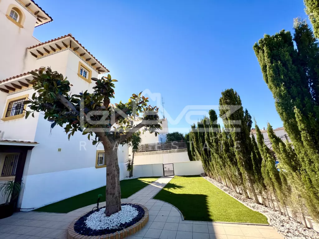 Villa en Lomas de Cabo Roig 165 m², Ref.820-40