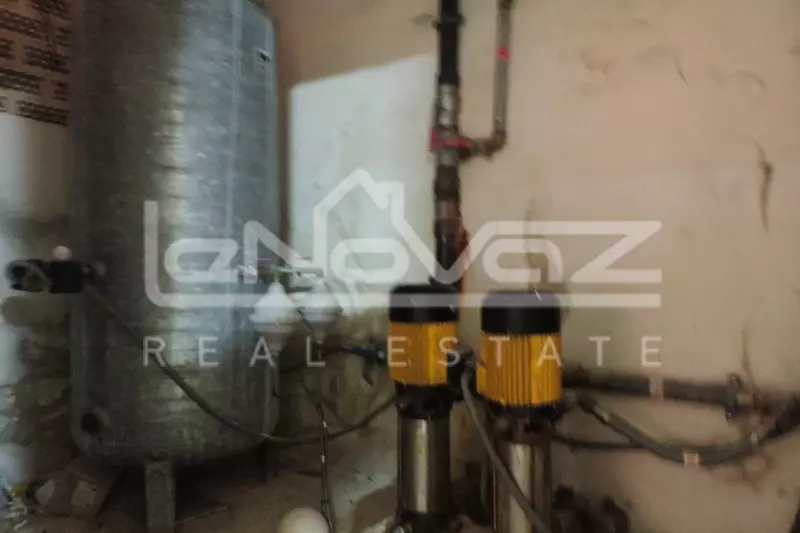 Bienes raíces comerciales en Punta Prima 850 m², Ref.85-6