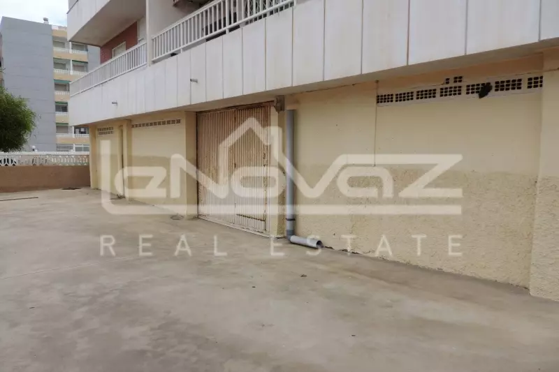 Bienes raíces comerciales en Punta Prima 850 m², Ref.85-8