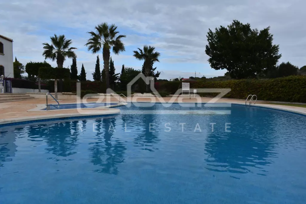 Apartamento en Villamartin 65 m², Ref.890-27