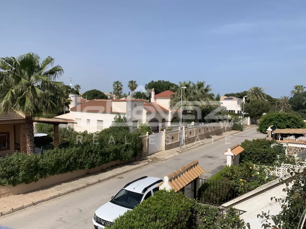 Apartamento en La Zenia 72 m², Ref.894-15