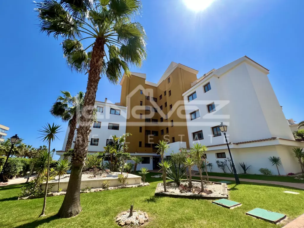 Apartamento en Punta Prima, Ref.915-0