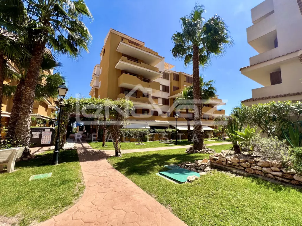 Apartamento en Punta Prima, Ref.915-30