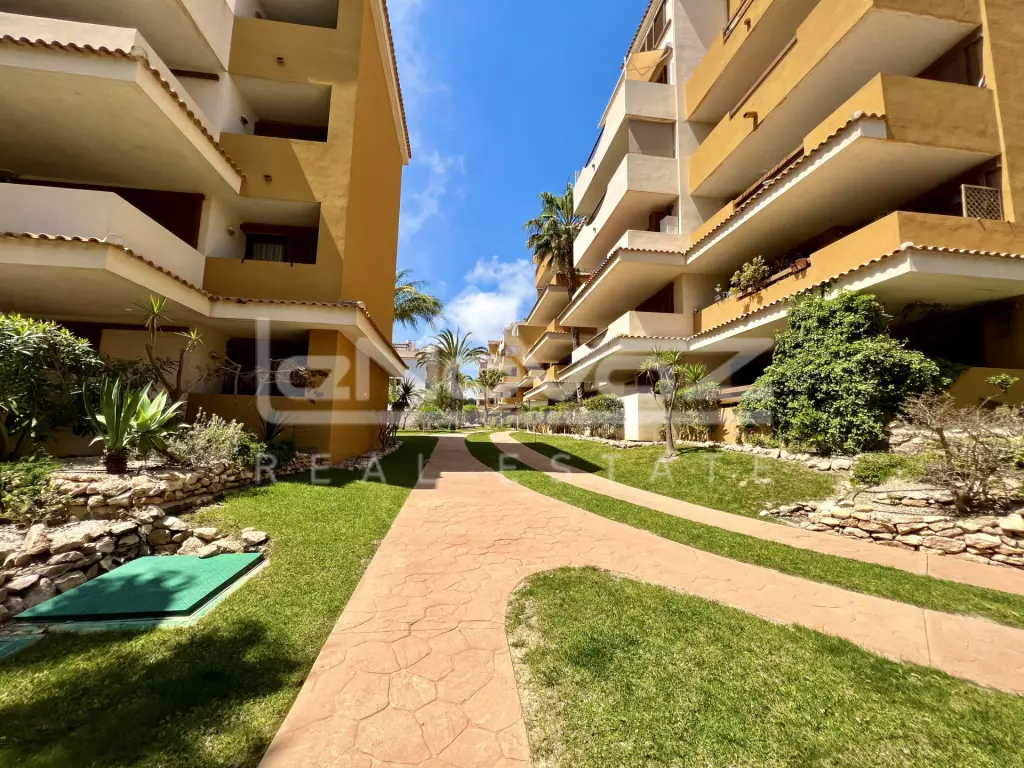 Апартаменти в Punta Prima, Ref.915-28