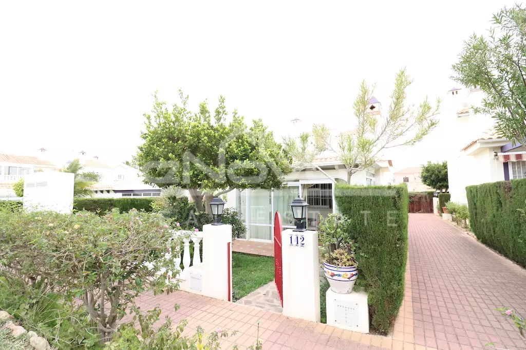 Bungalow in Playa Flamenca 69 m², Ref.937-1