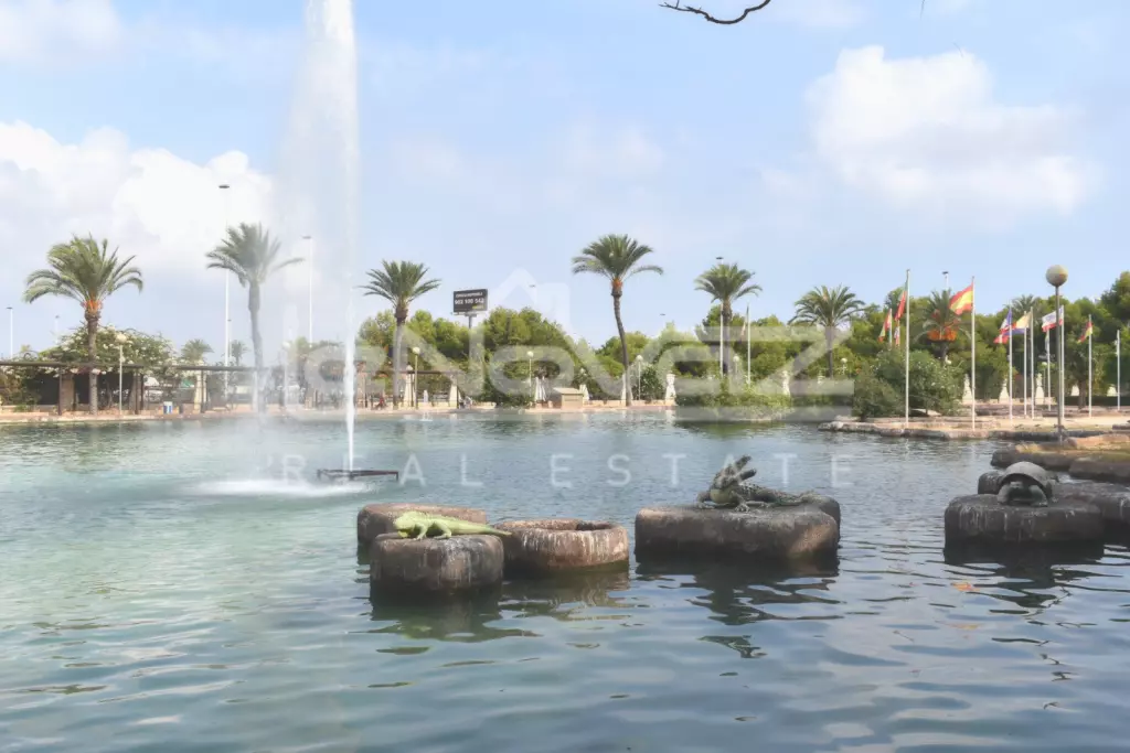 Apartamento en Torrevieja 65 m², Ref.949-16